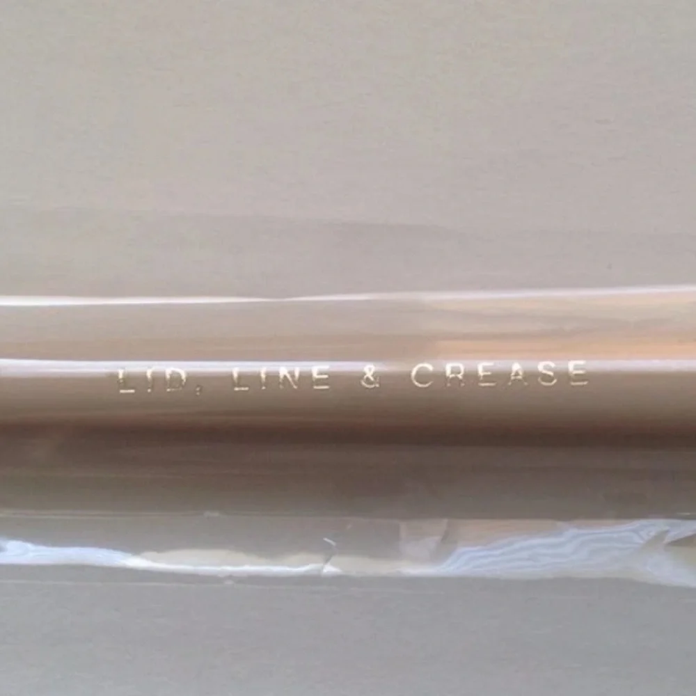 bareMinerals Double-Ended Lid, Line and Crease Brush (sealed)
